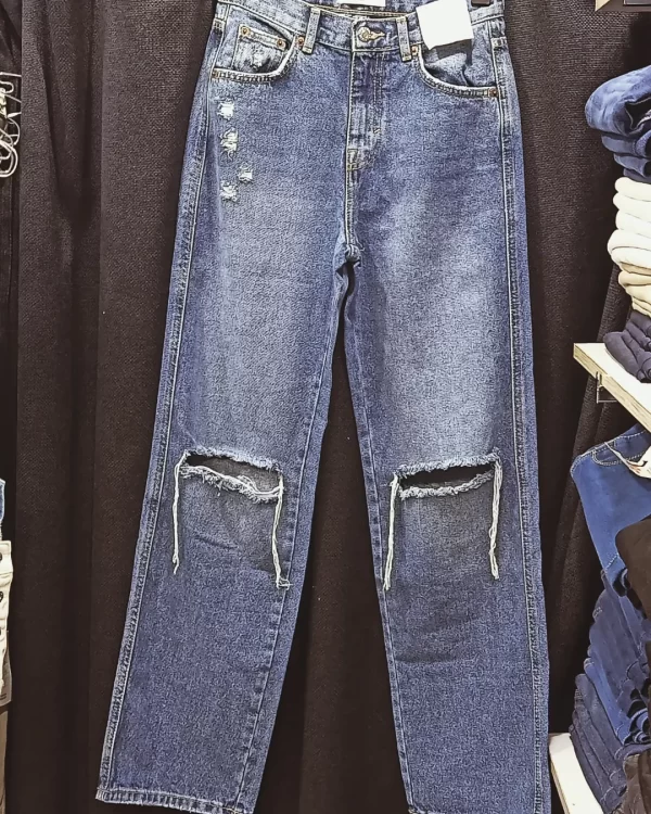 Ripped shein straight leg